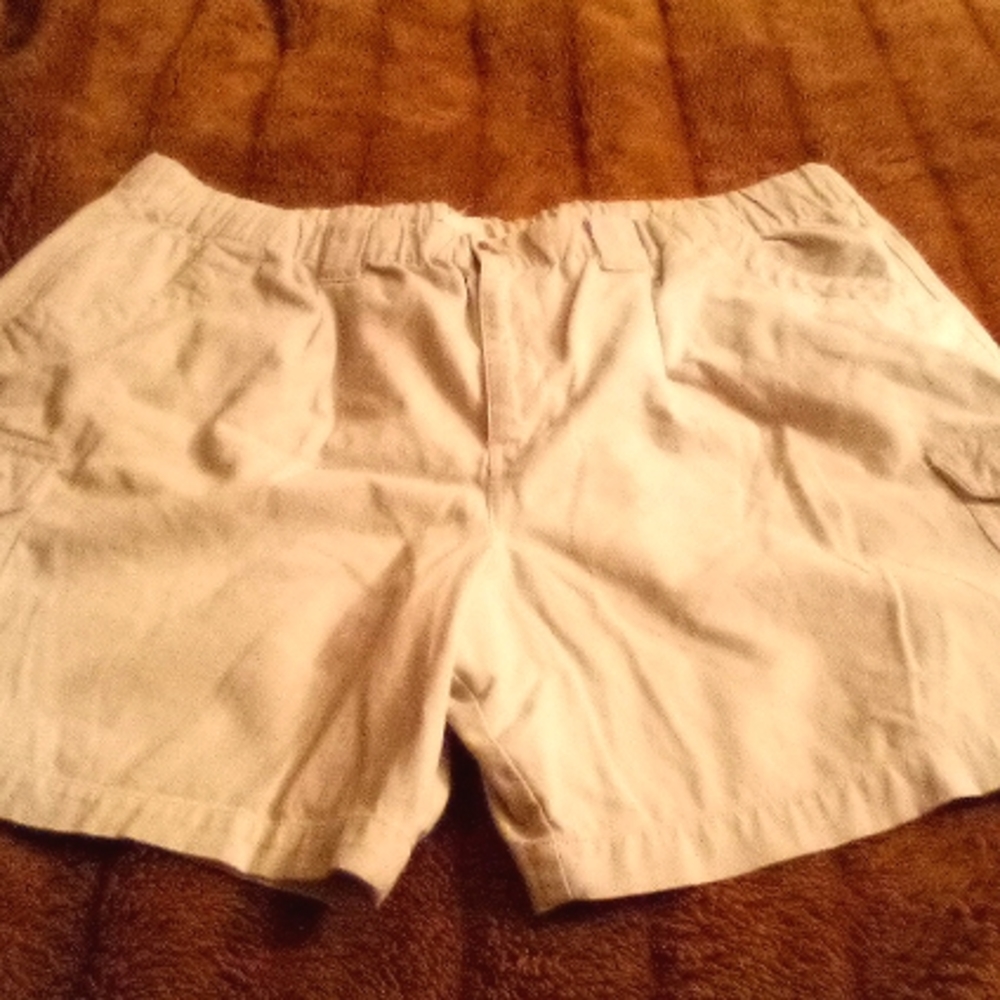 Knightsbridge XL Elastic Drawstring Cargo Shorts & Button/Zipper Closure